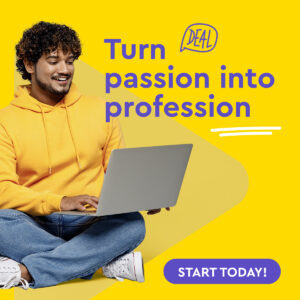 Uśmiechnięty mężczyzna w żółtej bluzie z kapturem pracuje na srebrnym laptopie, siedząc na podłodze. Tekst: 'Turn passion into profession'.